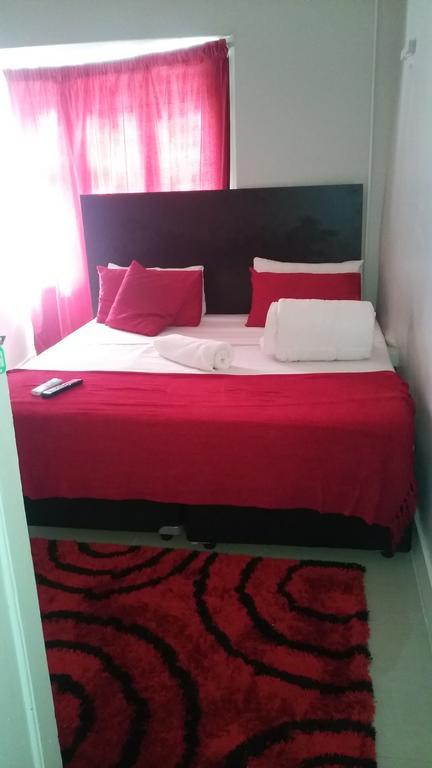 Valley Guest House Преторія Екстер'єр фото
